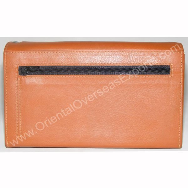back look of leather waiters purse